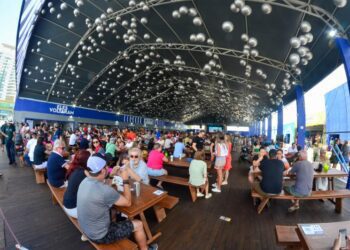 Mais de 66 mil visitantes já passaram pela Vila da Regata em Itajaí