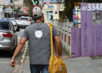 Município reforça visitas de orientação e combate à dengue