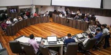 Vereadores de Balneário Camboriú aprovam projetos do Executivo que tramitavam em regime de urgência