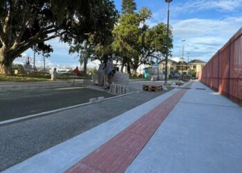 Começam as obras de infraestrutura no calçadão da rua Hercílio Luz
