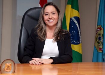 Delegada assume a Superintendência da PF SC