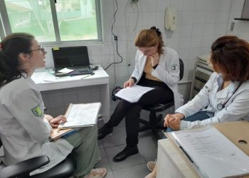 Itajaí estrutura equipe especializada em geriatria para atender à população