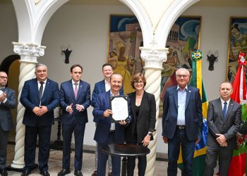 Prodec e Pró-Emprego: novos contratos totalizam R$ 7,8 bi em investimentos e 10,6 mil empregos em 2023  