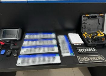 GM PRENDE quadilha que furtava veicuos de luxo em BC