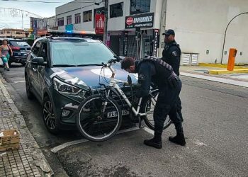 Prisão por furto e ameaça com faca na Igreja Matriz de Itajaí