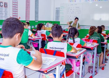 Calendário de matrículas para o ano letivo de 2024 na Rede Municipal de Ensino de Camboriú