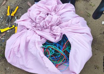 Encontrado objetos na rua Osvaldo Argino Cordeiro , Jardim Progresso, Tijucas