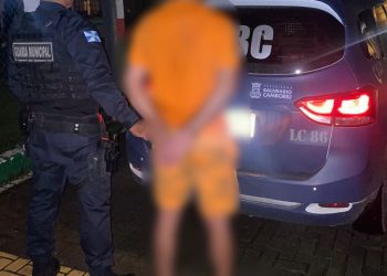 Guarda Municipal de Balneário Camboriú prende homem com mandado de prisão ativo