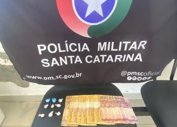 PM de Tijucas faz prisão por tráfico de drogas