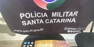 PM de Tijucas faz prisão por tráfico de drogas