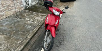 PM recupera moto furtada em Camboriú