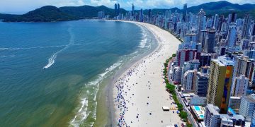 Relatórios divulgados da balneabilidade trazem divergências.