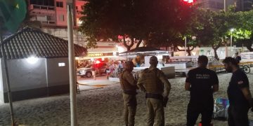 Indivíduo suspeito de não aceitar o fim de relacionamento tenta feminicídio a tiros em Balneário Camboriú