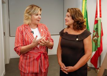 Vice-governadora recebe a embaixadora da República Tcheca para estreitar laços e buscar parcerias