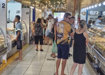 Mercados do Peixe de Itajaí têm horário diferenciado durante a Semana Santa