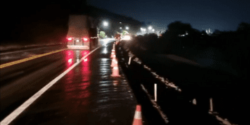 Trânsito no km 143 da BR-470 é liberado 30 dias após cratera se abrir na pista