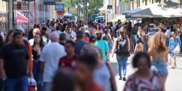 PIB catarinense cresce 3,7% em 2023 puxado pelo setor de serviços