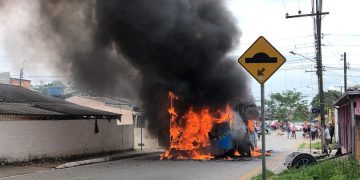 Incêndios em Florianópolis: Conflito entre Facções Criminosas é o motivo por trás da violência