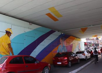 Novo painel artístico de Balneário Camboriú homenageia trabalhadores