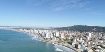 Prefeitura relança edital para obras de alargamento da faixa de areia do Gravatá e ampliação do Molhe