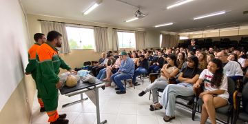 Unimed nas Escolas encerra o ano com ensinamentos a estudantes de Balneário Piçarras e Barra Velha