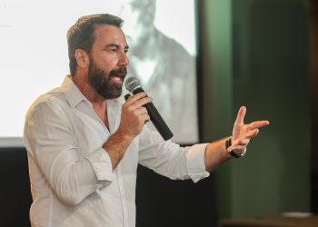 “O paladar não retrocede”, é tema de palestra com Ferreirinha em Joinville