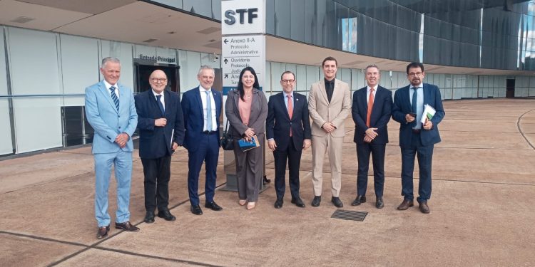 Audiência no STF resulta em Grupo de Trabalho para segunda pista do Aeroporto de Navegantes