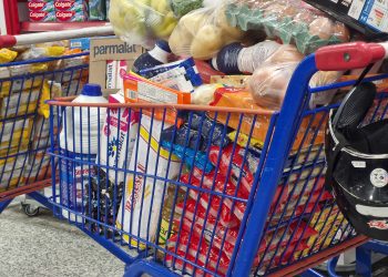 Cesta básica em Itajaí sobe levemente em novembro, mas variação entre estabelecimentos chega a 92%