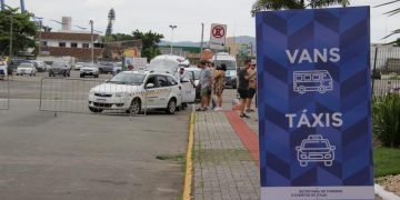 Secretaria de turismo abre credenciamento de vans para transporte turísticos