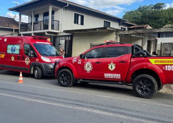 Bombeiros Voluntários de Ilhota salva paciente em PCR