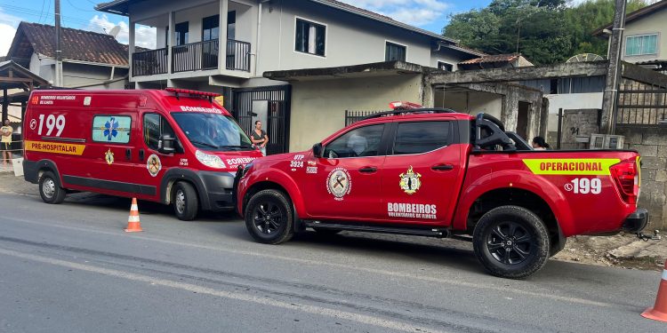 Bombeiros Voluntários de Ilhota salva paciente em PCR
