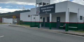 Presidente da OAB Brusque realiza visita inaugural ao Presídio Regional