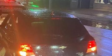 Polícia Militar prende suspeitos em carro com registro de furto na divisa com BalneárioCamboriú